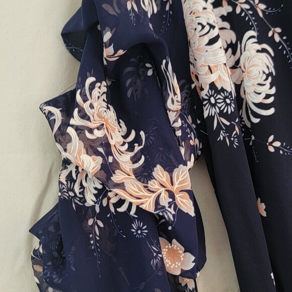 A-Line Ruffled Sleeve Floral Dress Size L - Picture 4 of 10